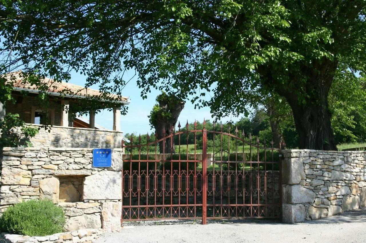 Villa Elena بوزت